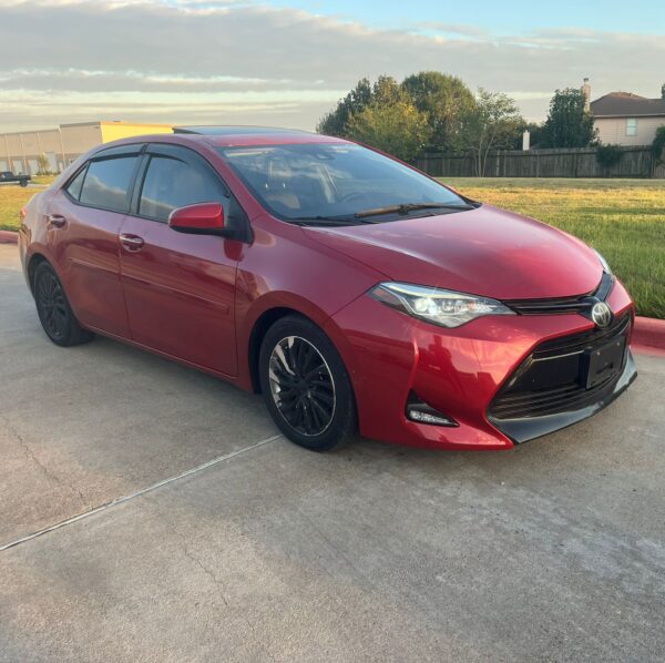 2018 Toyota Corolla XLE 65XXX Miles