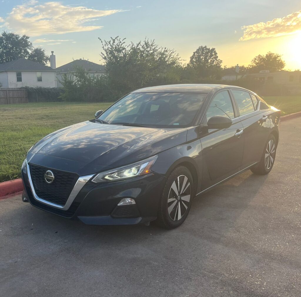 2022 Nissan Altima 59XXX Miles