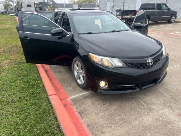 2013 Toyota Camry 151XXX Miles