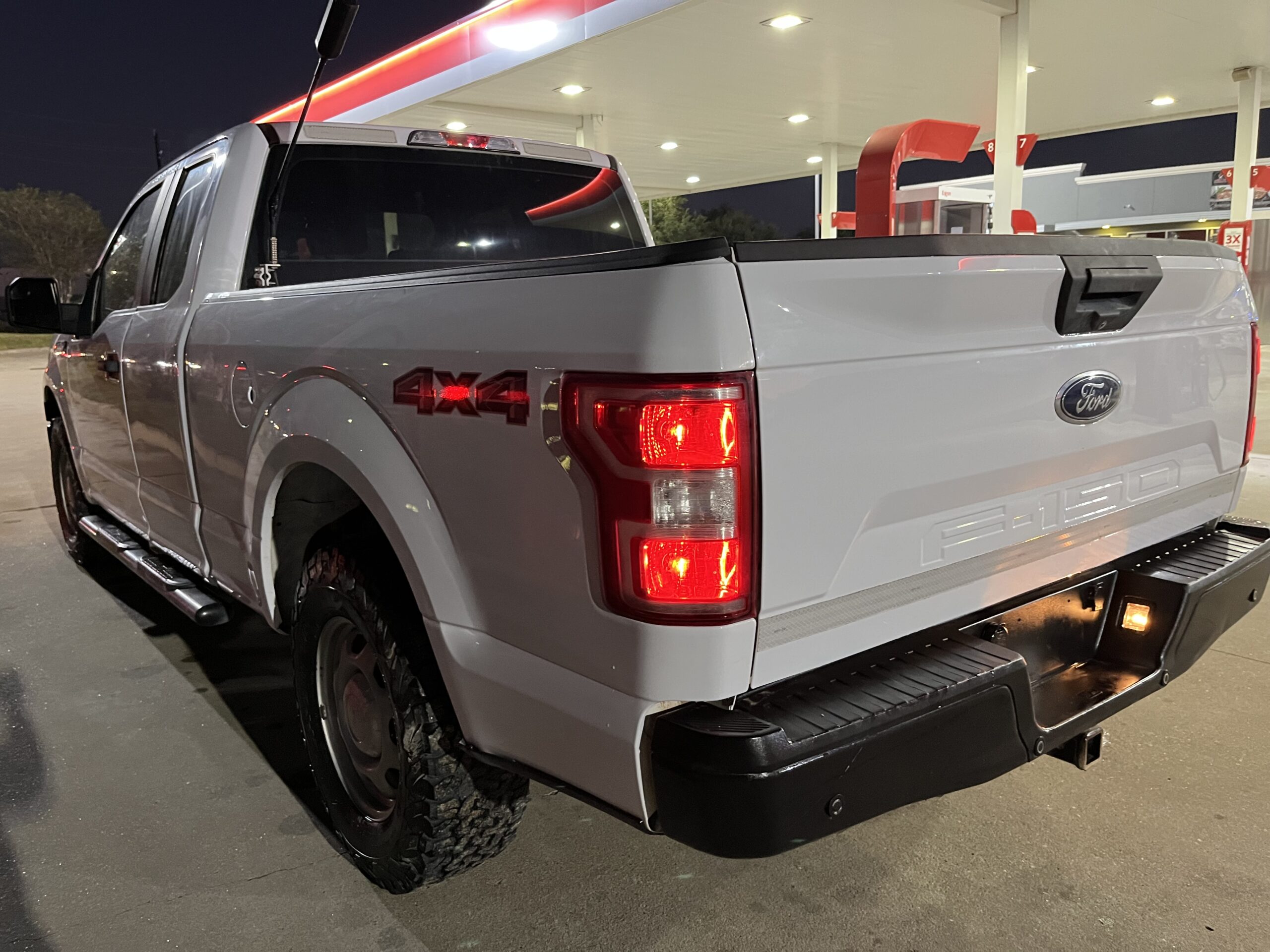 2018 F150 XL 4X4 5.0 V8 122K miles - Image 2